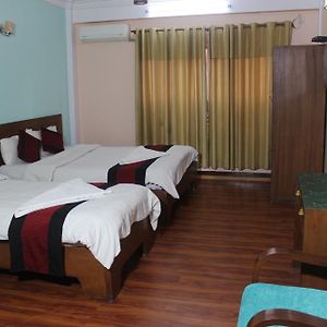 Double or Twin Room Bathroom